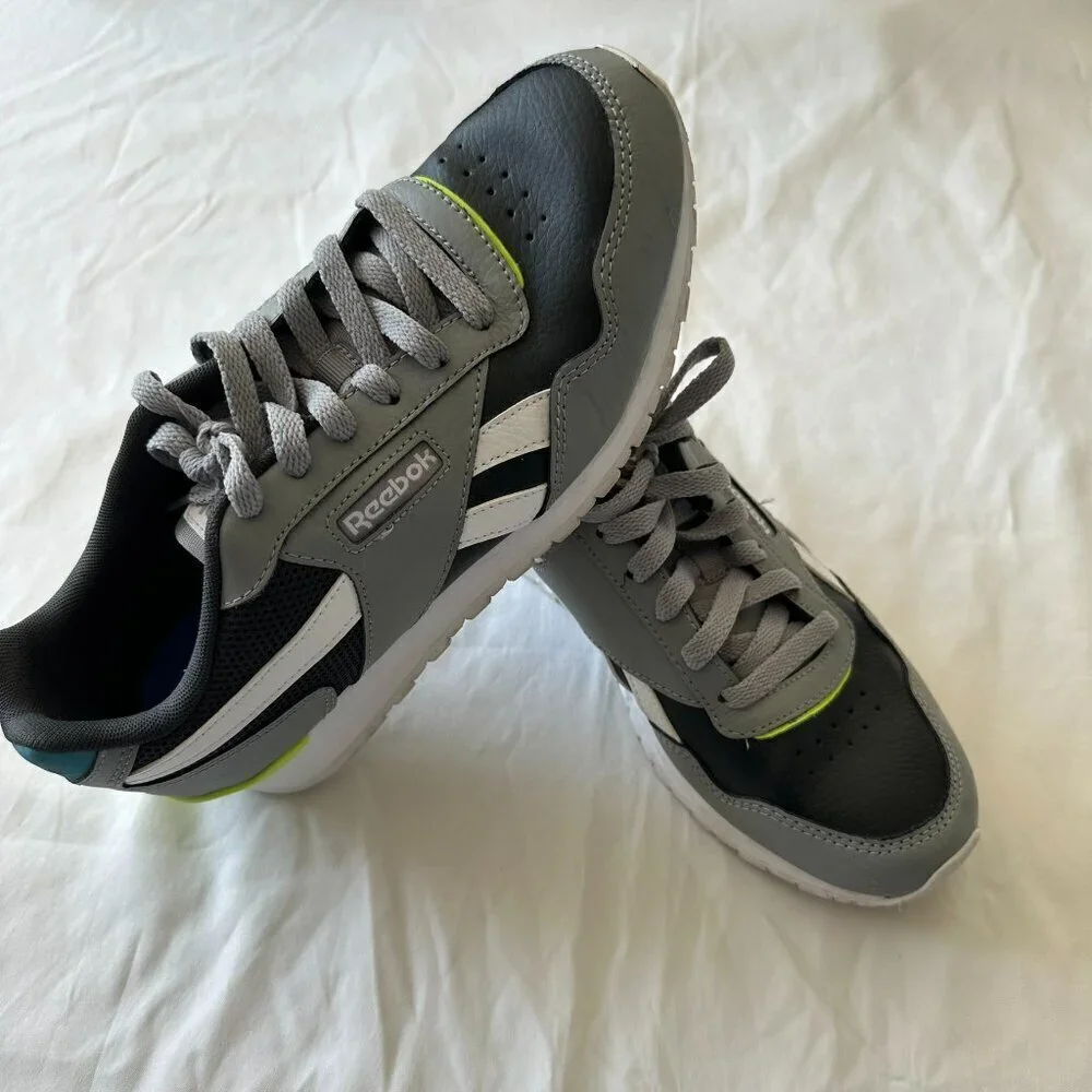 Reebok Classic Harman Run Leather CL DV7566 Mens Gray Lifestyle Sneakers Shoes
